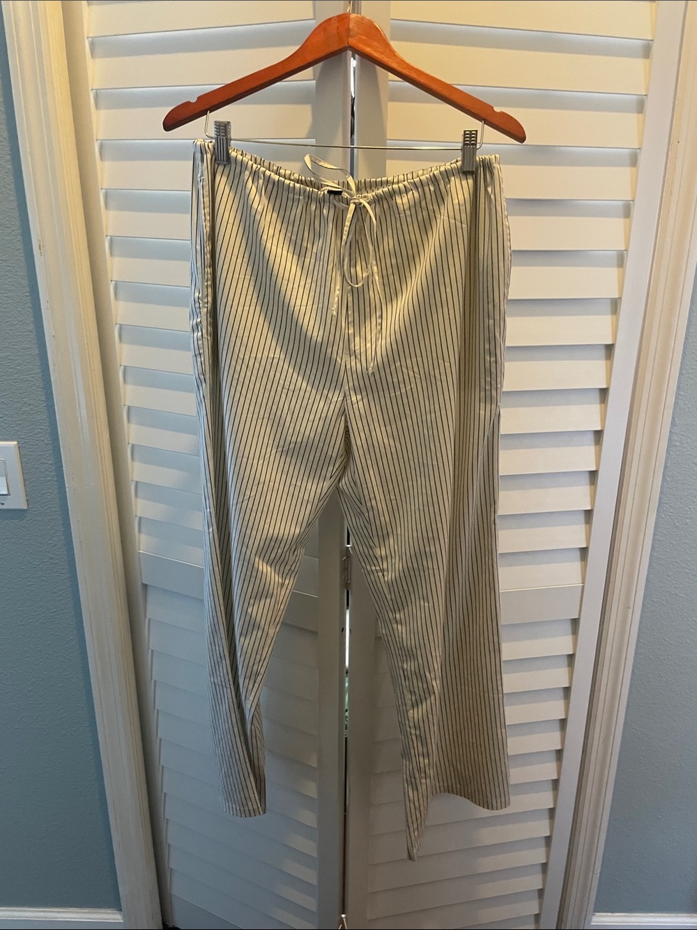 American Eagle Outfitters Cream Wide-Leg Pinstripe Drawstring Pants